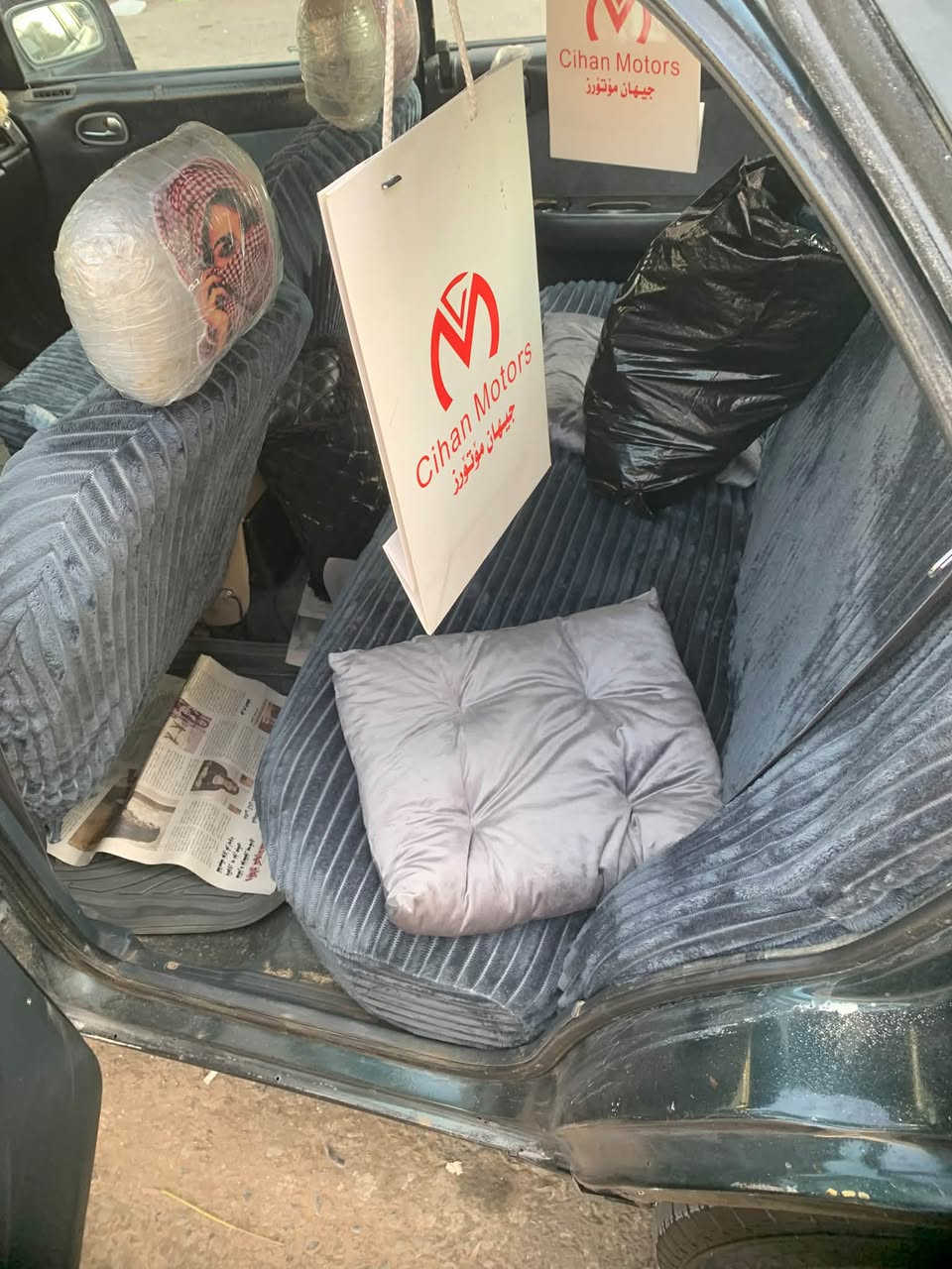 سەرەتا بەناوی خوای گەورە
کیا سیڤیا بۆ فرۆشتن
مۆدیل:1992
8بەخ
گێڕومەکینە بەشەرت
سارەکە ئاڕمو سەنەوی لەگەڵە
بەهەدیە ئەیدەم
کارەبای هەرهەمووگیانی ئیشەکات
لەڕوی کارەبای یەک نوقسانی نیە
تەبەرید بەس خازی ئەوێ
کامل پێشم توند کردۆتەوە
٤ تایەو ویلی لۆکی لەبنە
٤ جام کارەبای
شاشە ئایپاد
یەک نوقسانی نیە سارەکە
خایسی پێوە نەیە ناو دەبڵی لۆک لۆکە
بەوشەرتە ئەت دەمێ مەسرەفی تێدابوو پارەت ئەدەمەوە
پاوەرو برێک مەزبوت
ڕۆنی گێڕومەکینەی تازە گۆڕاوە
بەشەرت دەحمو لێدراو موسوبڕاوە
تازە کامل پۆڵیش کراوە
سارەکە ڕوبەڕو جوانترە نەک ڕسم
سحری کۆتای قفڵی ١٦ گەڵا
کەهاتی بۆسارەکە ئینجا ئەزانی ئەمە گەندەی بازاڕ نیە بە ١٢ و ١٣
شوێن : ڕانیە
***********
ئەدمینی دڵ🖤
