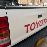 هايلوكس • ٢٠١٠ • ٧٠ الف