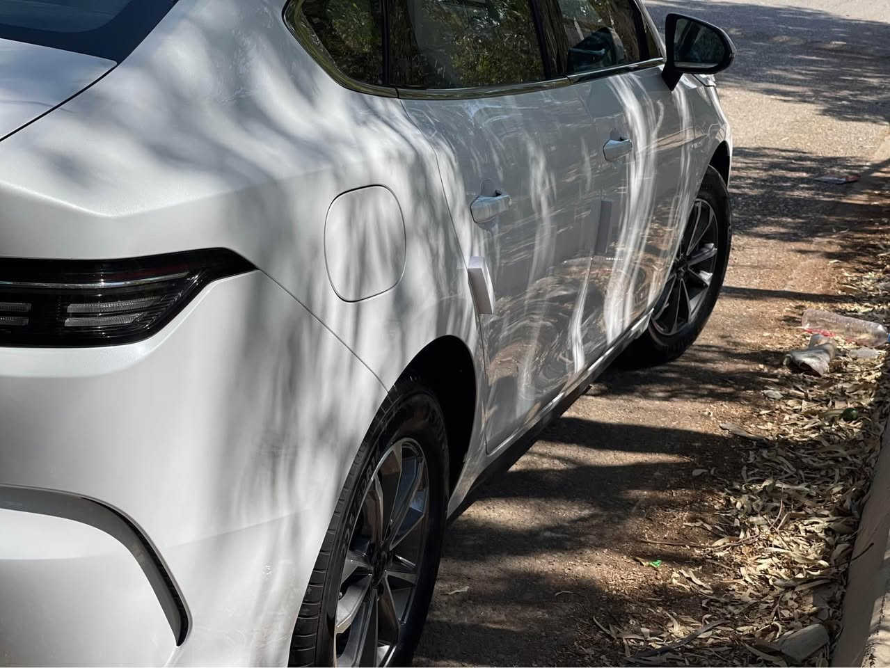 Byd 2025 
*********** 
فول
رقم اربيل
شغال
بطاقة بنزيني هةية
4 هةزار. رويشتية
باتري ٨ هةزار
شاشة ايباد. دةسوريت.
بريك بةسمة
اوتو هولد
سوكان تقل 
كشن جلد
تبريت مركزي 
سيستمي كليلي زيرك
بةسمة. كارت و سويج 
تراكشن
ديلةمو گةورة. 
مكينة مرغوب 
ناو كريمي
٣مودي ليخورين
سيستمي قطع كردني كارةبا لة كاتي شةحن كردنةوة
سبوغ تةنك 
رقم اربيل
هةموو شتيكي لةسةر دقي شركة
٠٠ أربيل, العراق
