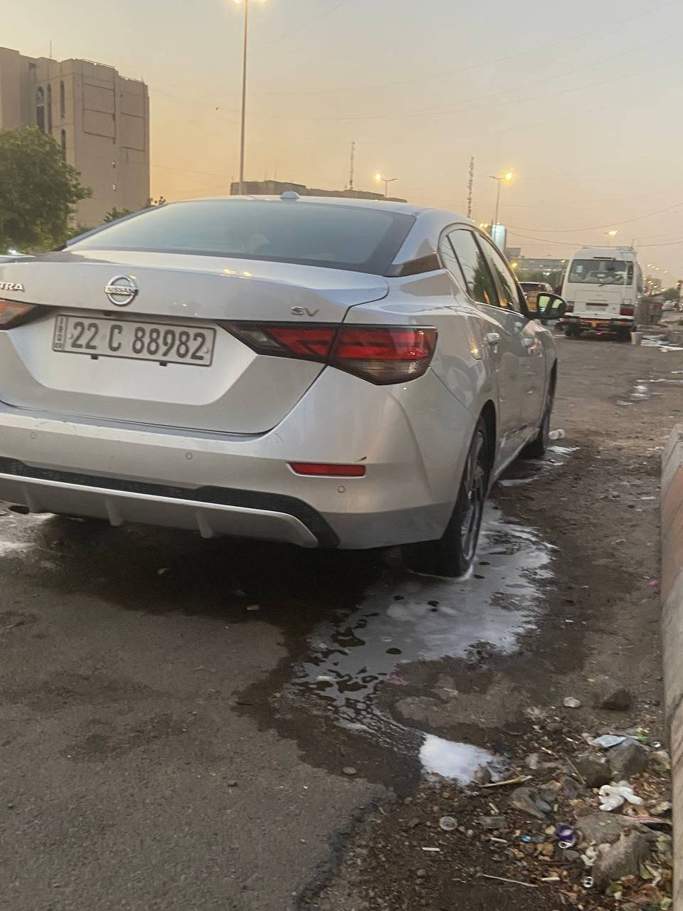 سلام عليكم نيسان سنترا البيع موديل ٢٠٢١ ماشيه ٩٠الف  سعر ١١٠ رقم ***********
