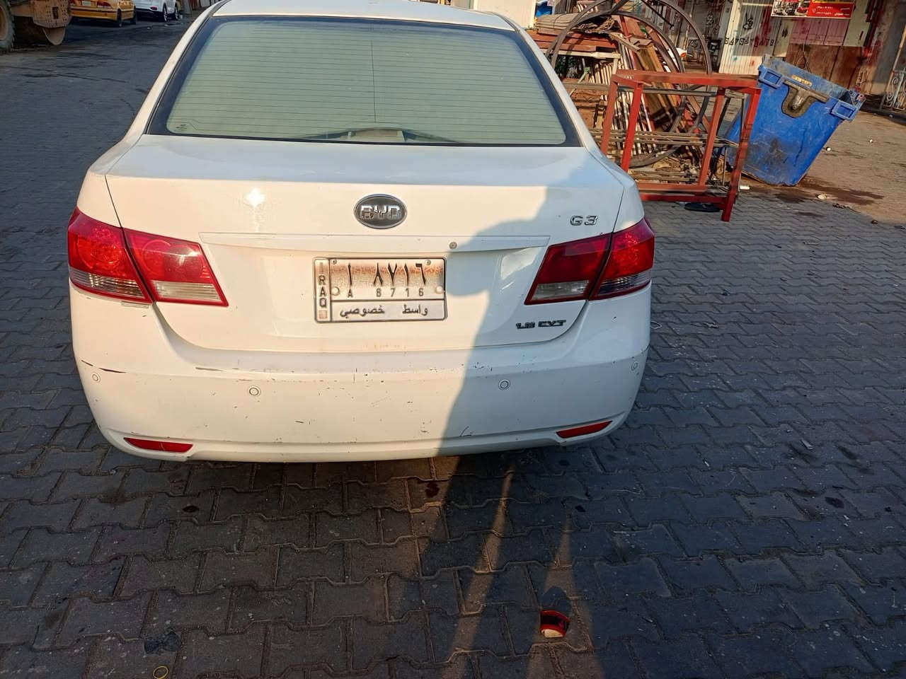 السلام عليكم عندي BYD رقم واسط موديل 2012
أبيعه كوم حديد مشكلته فقط الكير مينمر D

 أما بالنسبة للمكينة شغالة بلادية والتبريد يشتغل

وصدرها نظيف 100‎%‎ مكاني واسط كوت 

وللمعلومات سنويته نافذة وبعدها محجوزة

أقساطها كاملة ومسددة وراعيها مستعد يحول ملكية

موبايل/***********
