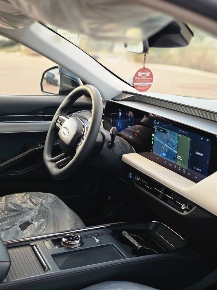 Ford taurus 2023 
نموونەی جوانی 

​ فۆرد تۆرۆس مۆدێل ٢٠٢٣  
​مەکینە: ٢.٠ لیتر تۆربۆ 
​گێڕی کراوەتەوە  بەشەرتی فیتەر و فەحسی کۆمپیتەر بێ 
کێشەیە  
 فول مواصفات  : 
◦ ​سەقفی پانۆراما و سلاید
◦ ​شاشەی گەورەی  سیستەمی کارپلەی 
◦ ​کامێرای دواوە و حەساسی پێش و دواوە
◦ ​سوکان ڤۆلیۆم و تەحدید سورعە 
◦ ​کوشنی کارەبایی بۆ هەردوو کوشن 
◦ ​لایتی پێش و دوا بە سیستەمی ئەی ئۆ دی
دەسک شەفت و پەنجە مۆر  
◦ ​فاست چارچ و بەسمەی دەرگا 
◦ ​سیستەمی ڕادار 360 پلە 

​بۆیاخ: تەنها ١ چەمەلەخی بۆیاخە 
​ ڕەقەمی هەولێرە سەنەوی و بەناوکردنی بەشەرت و بێ کێشەیە
​نرخ: 153 وەرەقە و مەعامەلەیەکی کەم 
​📍 شوێن: سلێمانی 
📞 بۆ پەیوەندی و زانیاری زیاتر: *********** 
*********** السليمانية, العراق
