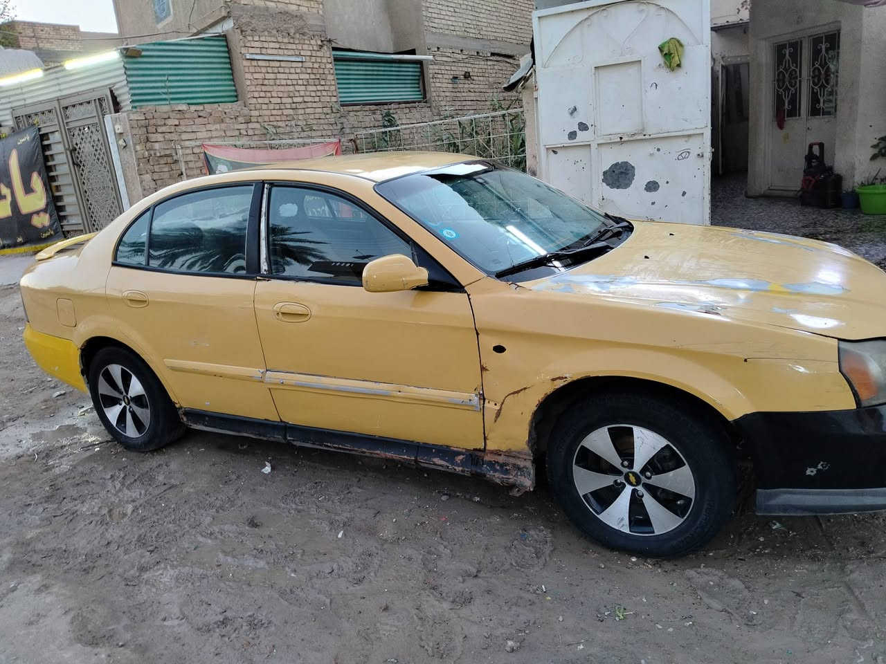 السلام عليكم شوفر ابيكا للبيع موديل 2006 شرط التحويل باسمي عنوان بغداد سبع البور السعر 25 بيهة مجال(***********)(***********)

