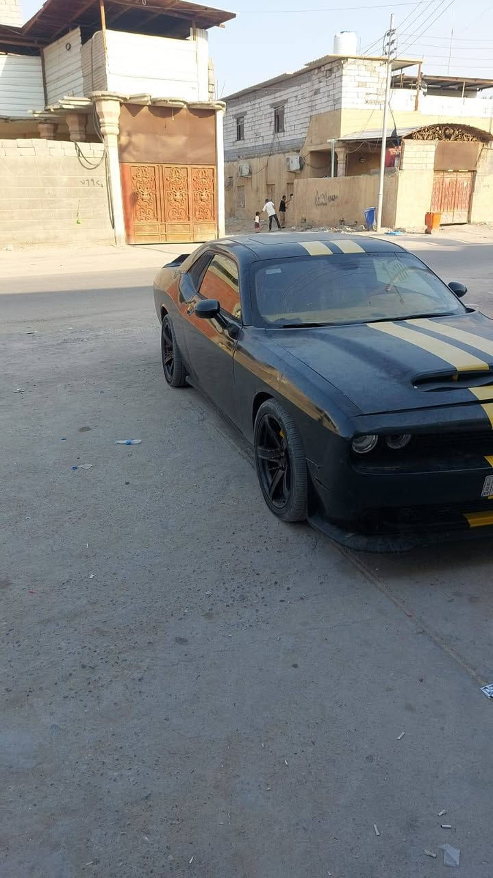 دوج تشالنجر 14 كندي فول للاخير 
ارتي v8 دخول كفاله محدث دعاميه 20 
ويل نجمه سيارة فخامه 
بيه رشات صبغ باب جاملغ اثر جراد بدون تبديل وفتح بدون حادث سيارة كندي أصل ماشيه 160 الف 
كير محرك فول تبريد ثلج .. مرواس اشعندك نزل 
السعر ***********
رقم سليمانيه تحويل وكاله

