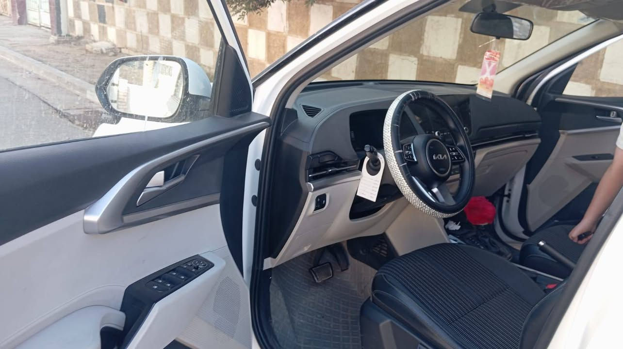 🚗 للبيع كياة كارز Kia Kars 2023 🚗

المواصفات:
- الموديل: 2023
- المحرك: 1500cc
- المسافة: 60,000 كم فقط
- الرقم: اربيل
- الصبغ: بدون صبغ، شركة
- الحالة: نظيفة جداً

السعر: .... 155ورقة مجال للشراي 
المكان: بغداد
للاستفسار والاتصال: ***********
ملاحظة: اتصال فقط، ما ارد على الرسائل
