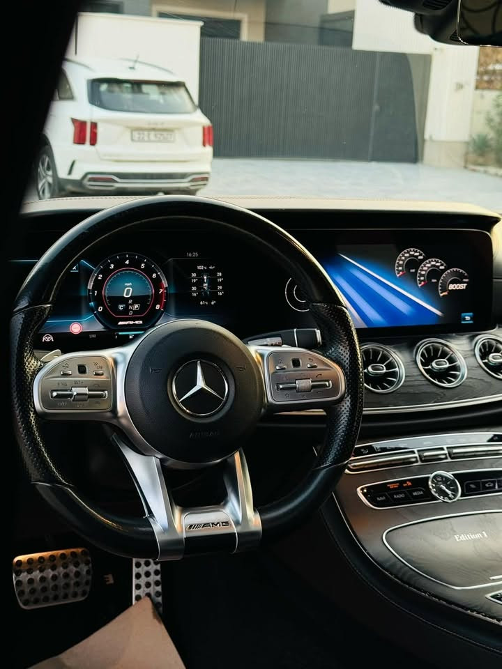 السلام عليكم ..
للبيع .. Mercedes CLS 450 وارد الماني فول مواصفات 
موديل 2018 اجتي بيه قطعتين بخ فقط كلين تايتل مكفوله من حادث ماشيه 61mi فول مواصفات للاخير باسمي شخصيا .. بصمتين اصليه وكتلوكات وغراض وكاله موجوده بدور اي نقص كير ومحرك وباقي الامور كله مكفوله ..
مواصفات ..
بصمه
سلايد
داخل دزاينو 
داخل جلد اسود 
تبريد وتدفئه بالكشنات
دكمتين / فصين 
كشنات كهرباء خزن
راردات جانبيه
جنطه كهرباء
دركه AMG 
كت كامل AMG اصلي
بيان شفط
وباقي مواصفات اكثر ومعروفه بهاي فئه بدون اي نقص السياره وين متريد تفحص حاظر
سعرها 355 وبيه مجال بسيط  
مكاني بغداد الكرخ /  اليرموك او حي جامعه
للاتصال ع رقم :***********
