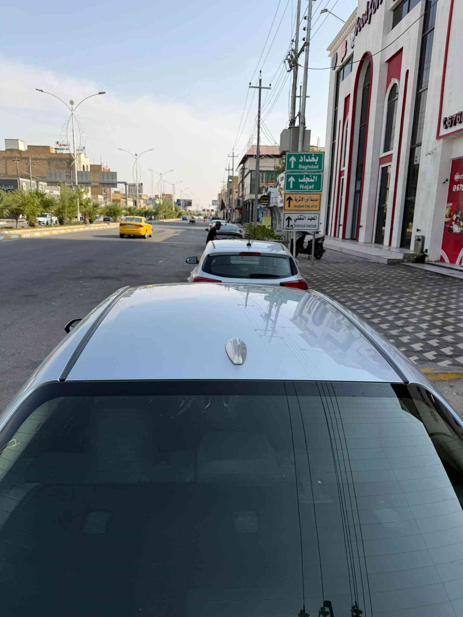 السلام عليكم كورلا 2020 وارد امريكي ضربه بلباب الأمامي الأيسر موضحه بلمنشور سياره بجم كبس مكينه كير تبريد تخم تاير كفاله سياره حره مو معوقين سعر 122 بيها مجال بسيط مكان سياره ناصريه ***********

