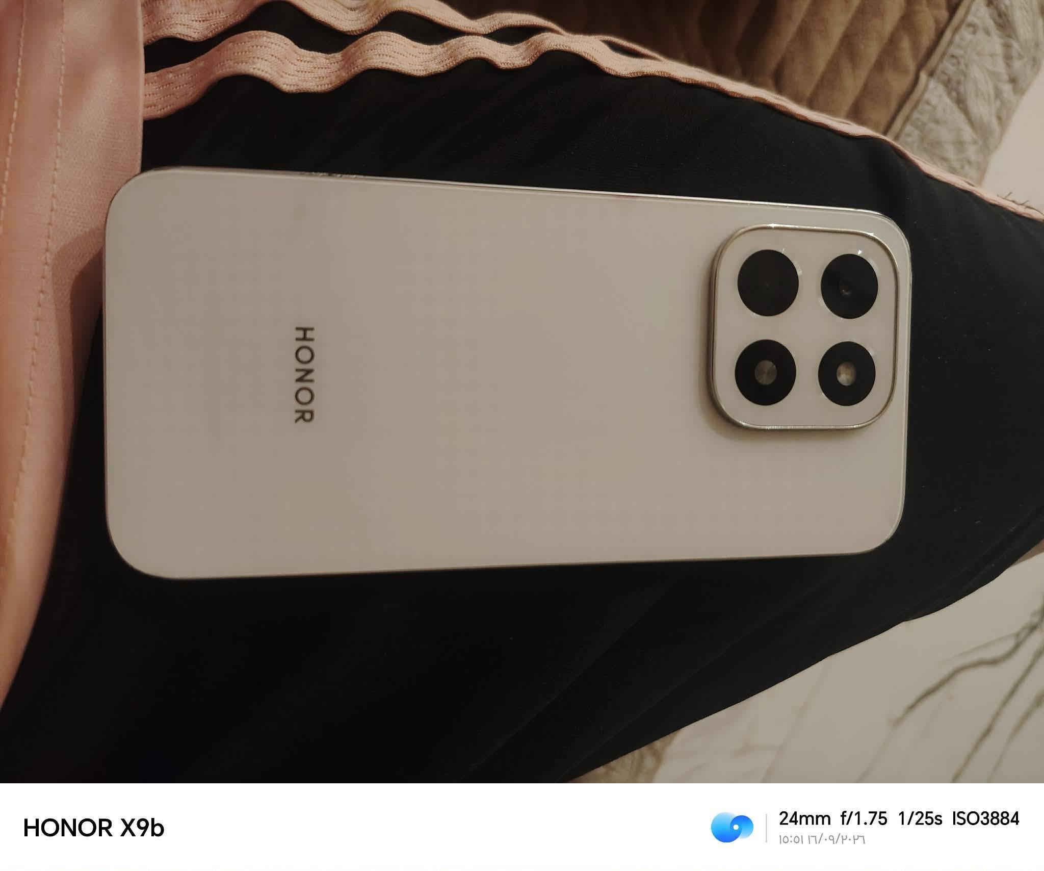 موبايل هونر x6cللبيع سعره200 بي مجال الريده خلي يخابرني الرقم مالتي هاذه ***********

نص مكتوب في الصور:
- HONOR X9b 24mm f/1.75 1/25s ISO3884 10:01 14/09/2026
- HONOR X9b 24mm f/1.75 1/33s ISO4209 10:52 14/09/2026
- HONOR X9b 24mm f/1.75 1/25s ISO2566 10:52 16/09/2026