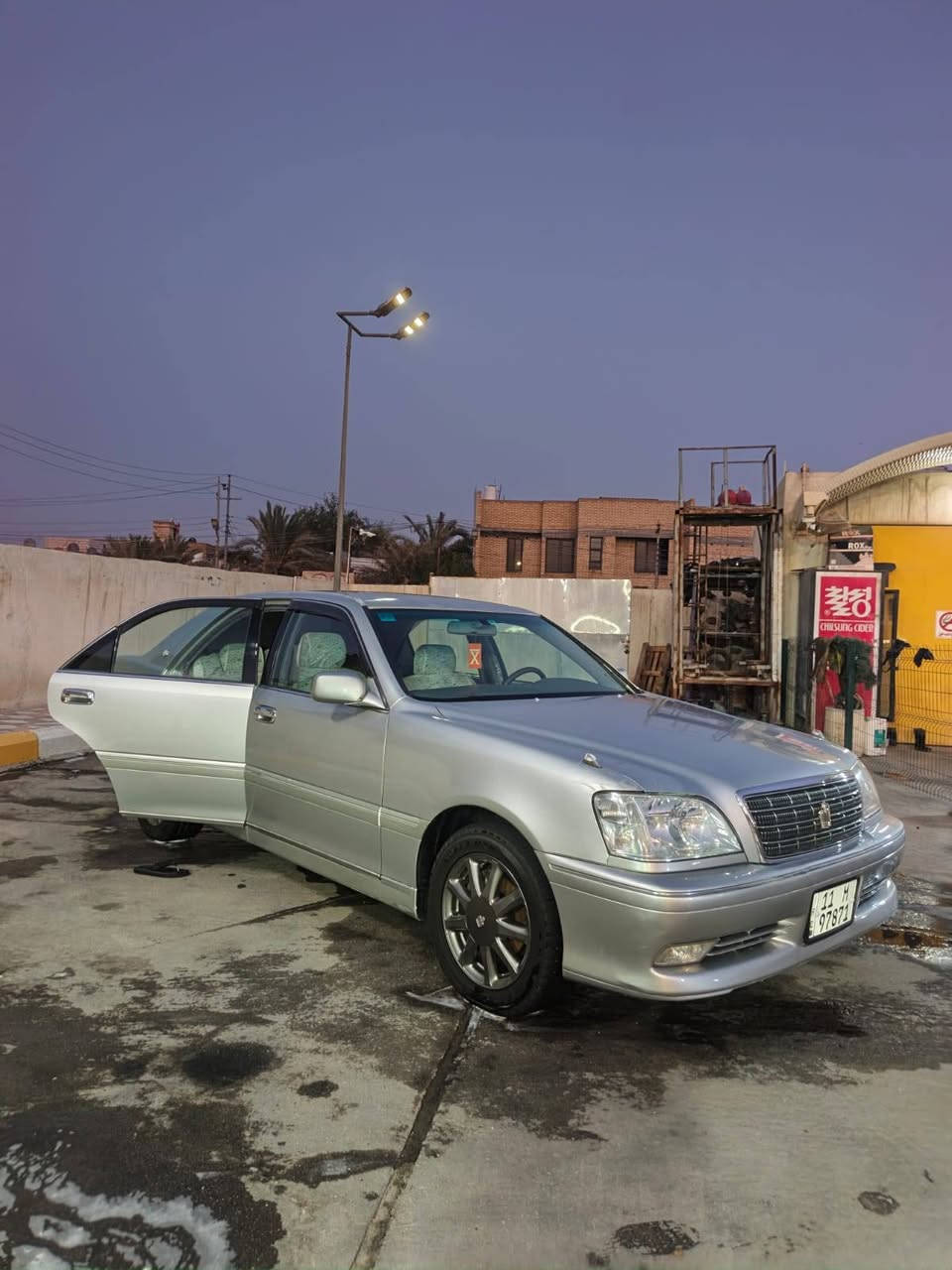 تيوتا كراون 
اللون سلفري رقم بغداد 
تسجيل جديد قرار 102
دكمتين ديفور الصغير 
شاصي 71
سياره مكفوله كفاله عامه 
الاستفسار 
***********
