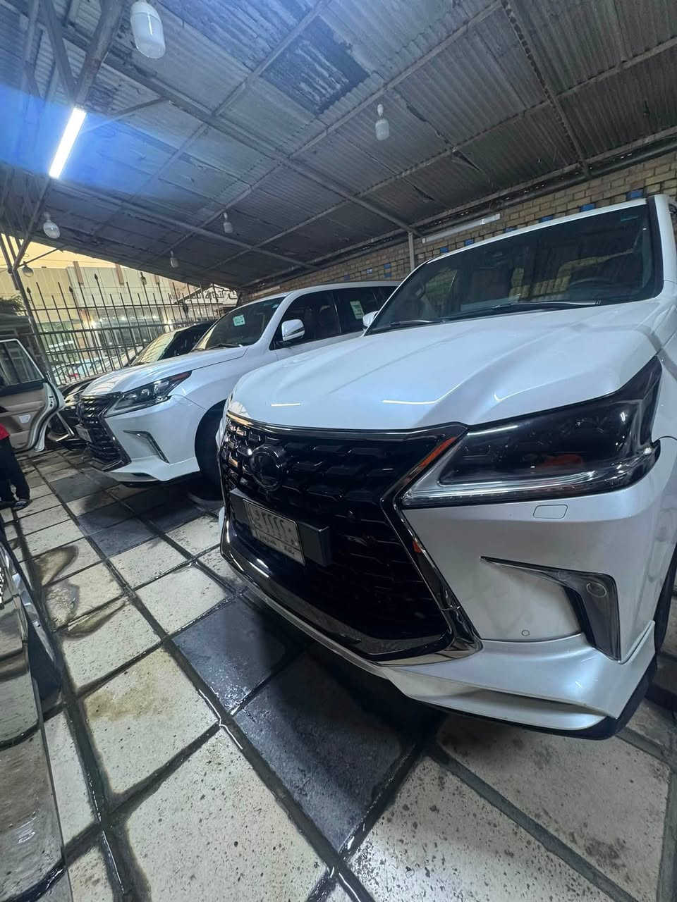 لكرزز كورو 2021
ماشيه 73000

مواصفات الكورو معروفه 

بيه نص بنيد صبغ بدون لا دواخل لا ايرباك 
رقم بغداد 

الاستفسار ***********
