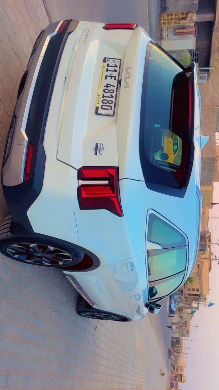 السلام عليكم سورنتو مديل 24
مكينه 6 

كشنين كهرباء 

ويل 20 

رقم بغداد راعيها بالعماره 

7 راكب 

جنطه كهرباء 

سونار في المنشور 

الاستفسار 

***********

 السعر 275 وبيهه مجال
