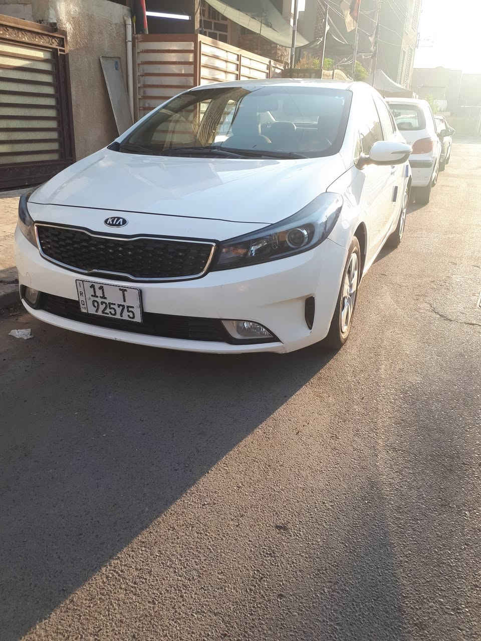 سيراتو خليجي موديل ١٨ محرك ١٦٠٠ دوش كير AT المرغوب مواصفات عاديه مري شفط اشاير بالمري ماشيه ١١٩ سياره على وضع الشركه برغي مامفتوح بيها عنوان البياع حي التراث  ***********
