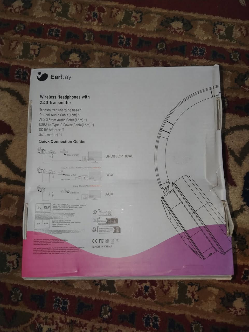 للبيع: سماعة تلفزيون لاسلكية Earbay TV Headphones مع قاعدة إرسال وشحن 📺🎧

السماعة المثالية لمشاهدة التلفزيون، الأفلام، أو المباريات بصوت عالي وواضح جداً ومن دون ما تزعج العائلة أو الأطفال وهم نايمين. كلش تفيد أيضاً كبار السن اللي يعانون من ضعف السمع علمود يسمعون التلفزيون بوضوح.

💡 أبرز مواصفات ومميزات السماعة:

قاعدة شحن وإرسال: السماعة تجي وياها قاعدة خاصة تربطها بالتلفزيون وتشتغل كجهاز إرسال، وبنفس الوقت من تخلص استخدامبس تخلي السماعة عليها راح تشحن تلقائياً.
بدون تأخير بالصوت (Zero Delay): تدعم ميزة الـ CD المتطورة، يعني الصوت يوصل لأذنك ويه حركة الشفايف بالشاشة بالضبط بدون أي تأخير.

راحة تامة وعزل ممتاز: تصميمها فوق الأذن (Over-Ear) ويا وسائد ناعمة ومريحة جداً للاستخدام الطويل وتعزل صوت الغرفة.
سهلة التشغيل: تشتغل وتكنك تلقائياً على القاعدة مالتها بدون دوخة إعدادات البلوتوث.

      ✨ الاستفسار خاص ماسنجر أو واتساب *********** ✨
