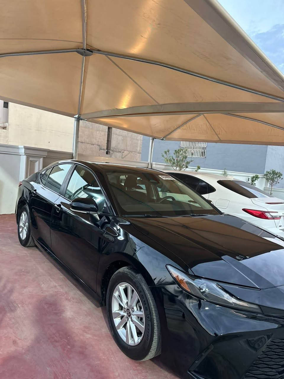 Camry LE 2025 Hybrid / كامري
5 بانزين / هاييبريد
السيارة للبيع فقط 
الضرر: بدون صبخ بدون تعديل بدون pdr بدون شخطة بدون دواخل و ارباك سيارة كلين تايتل 

السيارة ماشية :25 الف ميل

السعر:223

المواصفات

• كرسي الأمامي كهربائي
• كاميرا خلفية
• حساسات خلفية.
• رادار امامي
• مانع تصادم
• محدد مسار
• تصحيح مسار
• مثبت سرعه
• مانع انزلاق
• استيرنق متحرك
• تحكم طارة
• نقطة عمياء
• مانع تجاوز
• حساسات مانع تجاوز
• بصمة تشغيل
• دخول ذكي
• شاحن ويرلس
• اضوية اماميه زنون LED
• اضوية خلفية LED
• ليد زنون نهاري
• ويل قياس 18
ECO + TRIP نظام •
• نظام GPS + خرائط
• نفكيشن
ECO / Normal / Sport أنظمة قياده 3 •
• اوامر صوتيه
• بلوتوث
USB مدخل •
كفاله كير مكينه
 لل تواصل معنا عبر واتساب :*********** اكر, نينوى
