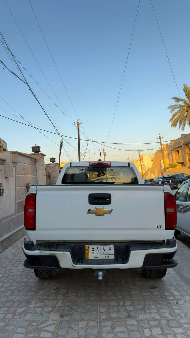 سلام عليكم شوفر كلورادو2017ماشيه150km رقم بغداد بسمي تحويل ثاني يوم مكينه 6v.   قطعتين صبغ تايرات جبلي تايرات لبلاديه موجوده بيها بعض نقوصات كولشي موضح بلصور بدي قصير 
عنوان سياره بغداد/الأمين ثانيه/معلمين/سعر 155$
***********
