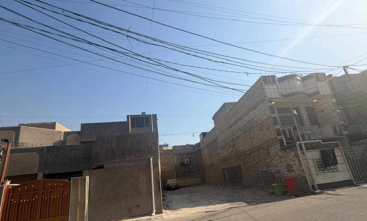 مكلف بالنشر من صاحب الارض 
سلام عليكم ورحمه الله وبركاته قطعه ارض للبيع في بغداد الشعب الزراعيه قرب حسينيه الثقلين الصناعه 

نوع العقار زراعي سند 25 (سند +وكاله)

مساحه الارض 150متر واجهه الارض 7.50متر ونزال20متر

خدمات كامله مي وكهرباء ومجاري وتبليط 

المنطقة جدا راقيه 

للاستفسار 

***********
