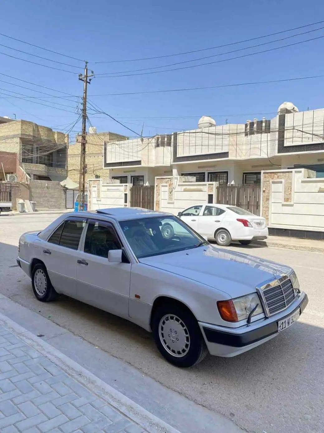 مرسيدس • موديل ٩٣ • بيها مجال