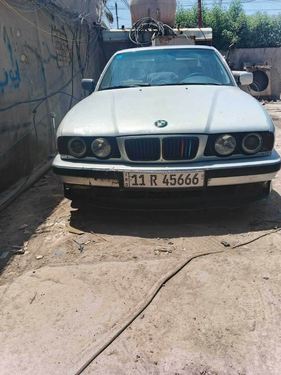 525iXيعني فور ويل سياره نضيفه
جداً اي نقص مابيه اترايك المكه
تبريد ثلج للبيع فقط 
كامله السياره 
موديل 95
السعر 70 وبيه مجال 
مكلف بالنشر اخوان وهذا رقم صاحب السيارة 
*********** اخوان بس بيع بدون مراوس وهذا رقم صاحبه وتحياتي للجميع اخوكم مصطفى الجنابي 
@الجميع
