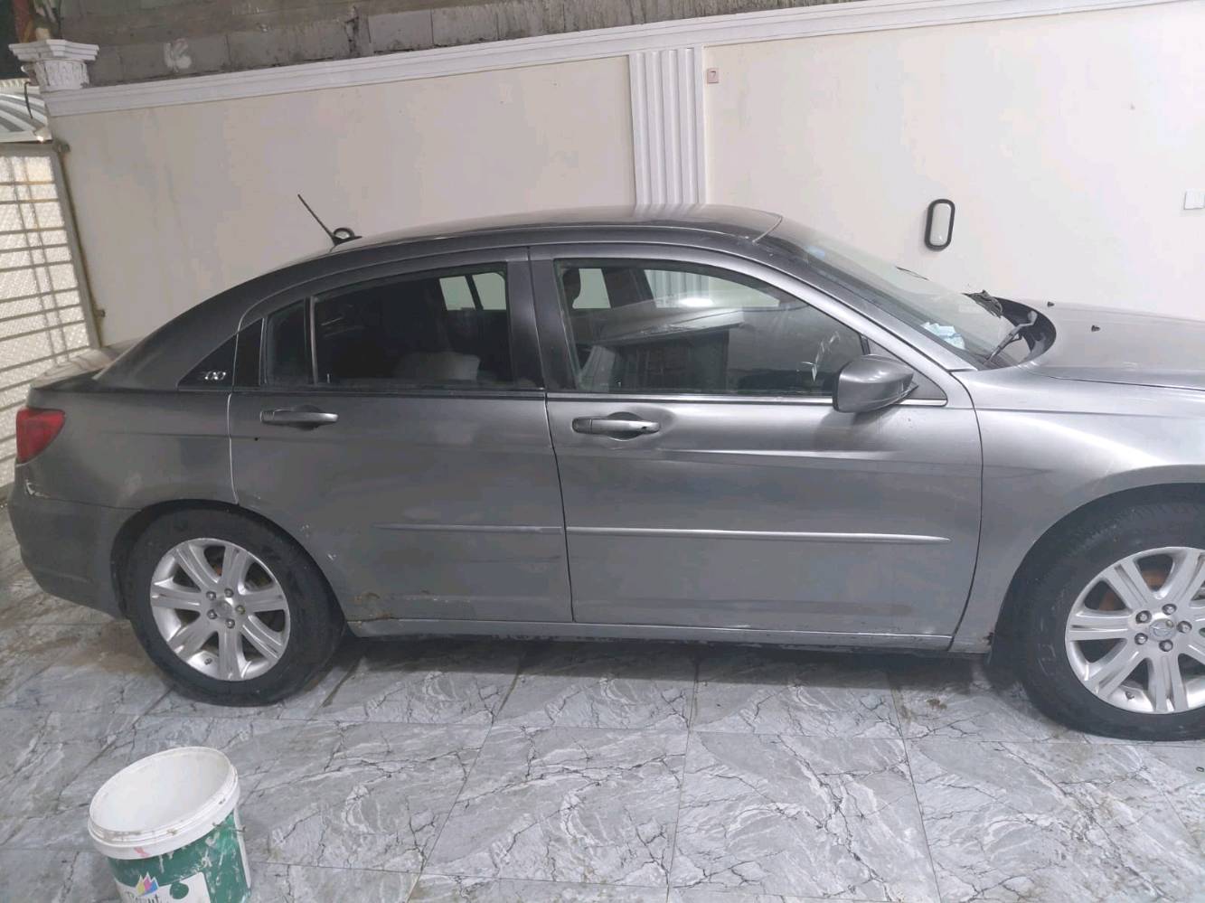 سياره للبيع C200 2013 محرك 2400 اربعه سلندر  كير محرك كهربائية  تبريد كله شغال خير من الله مكانه أبو الخصيب  سعرها 70$وبيه مجال***********