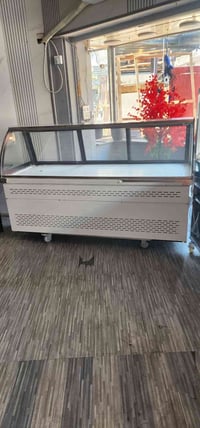 براد مقبلات  جديد ما مستخدم  للبيع  للستفسار   07722896100 وتساب