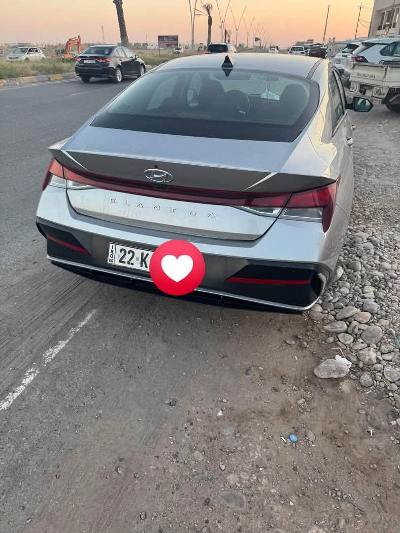 النترا 2022 وارد أمريكي
ماشيه 124 ميل 

الظرر بنيد الظربه خفيفه فقط ايرباك استيرن طاك 

الباقيه نضيفه 

كلش محرك و كير شرط 

محرك 4 سلندر 2000 

التوصل ع الرقم *********** 

الرقم اربيل

