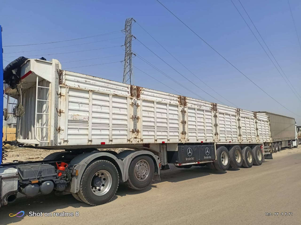 تريله عراق 4 محاورفصخ وربط سليمانيه  عربانه تركيه
طخم تايرات السعر 200 وبيها مجال
***********
***********

نص مكتوب في الصور:
- Shot on realme 8 11:52 23 09 2026
- Shot on realme 8 11:05 ٢٣ ٠٩ ٢٠٢٦
- Shot on realme 8 11:50 23 09 2026
- Shot on realme 8
- ١١:٥٠ ٢٣ ٠٩ ٢٠٢٦
- ١١:٥١ ٢٣ ٠٩ ٢٠٢٦