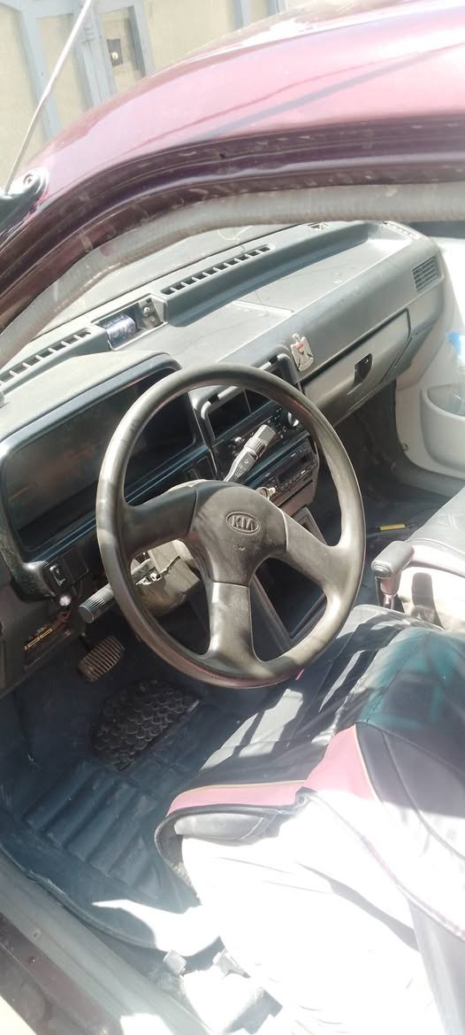 كيا برايد م 95  بغداد حي العامل ***********  السعر 26 وبيه مجال

