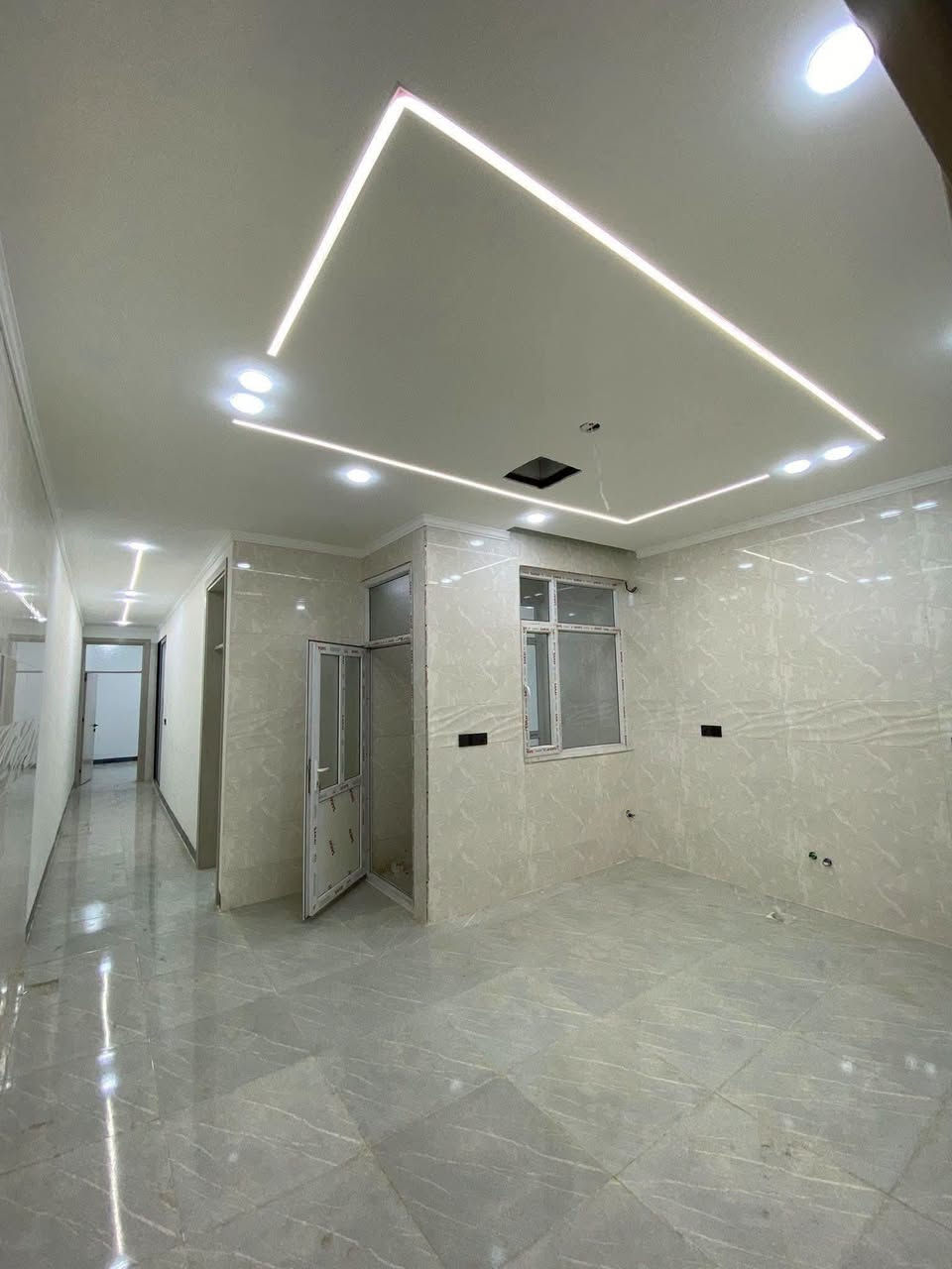 دار طابو صرف للبيع طابق اونص زيرو فول مواصفات
المساحه 125 متر
يحتوي على ثلاثة غرف نوم وهول ومطبخ واستقبال وصحيات وكراج سيارة ودرج خارجي
موقع حي العسكري قرب شارع ملا جمال
السعر 118 مع المجال
للإستفسار اكثر الاتصال ***********☎️
