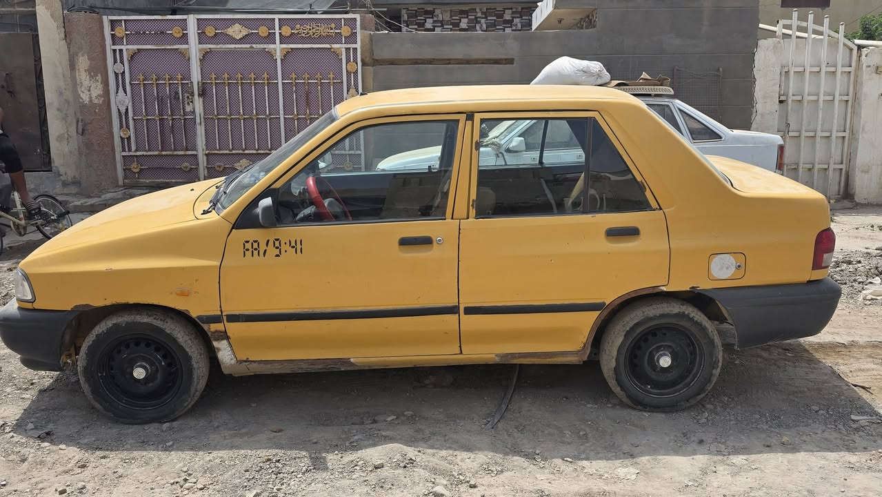 السلام عليكم
سايبا موديل ٢٠١٥ 
مكاني بابل ورقمها بابل سنويه بأسمي وبعدها ما صاقطه
سعرها ٢٩ وهذه رقمي ***********
