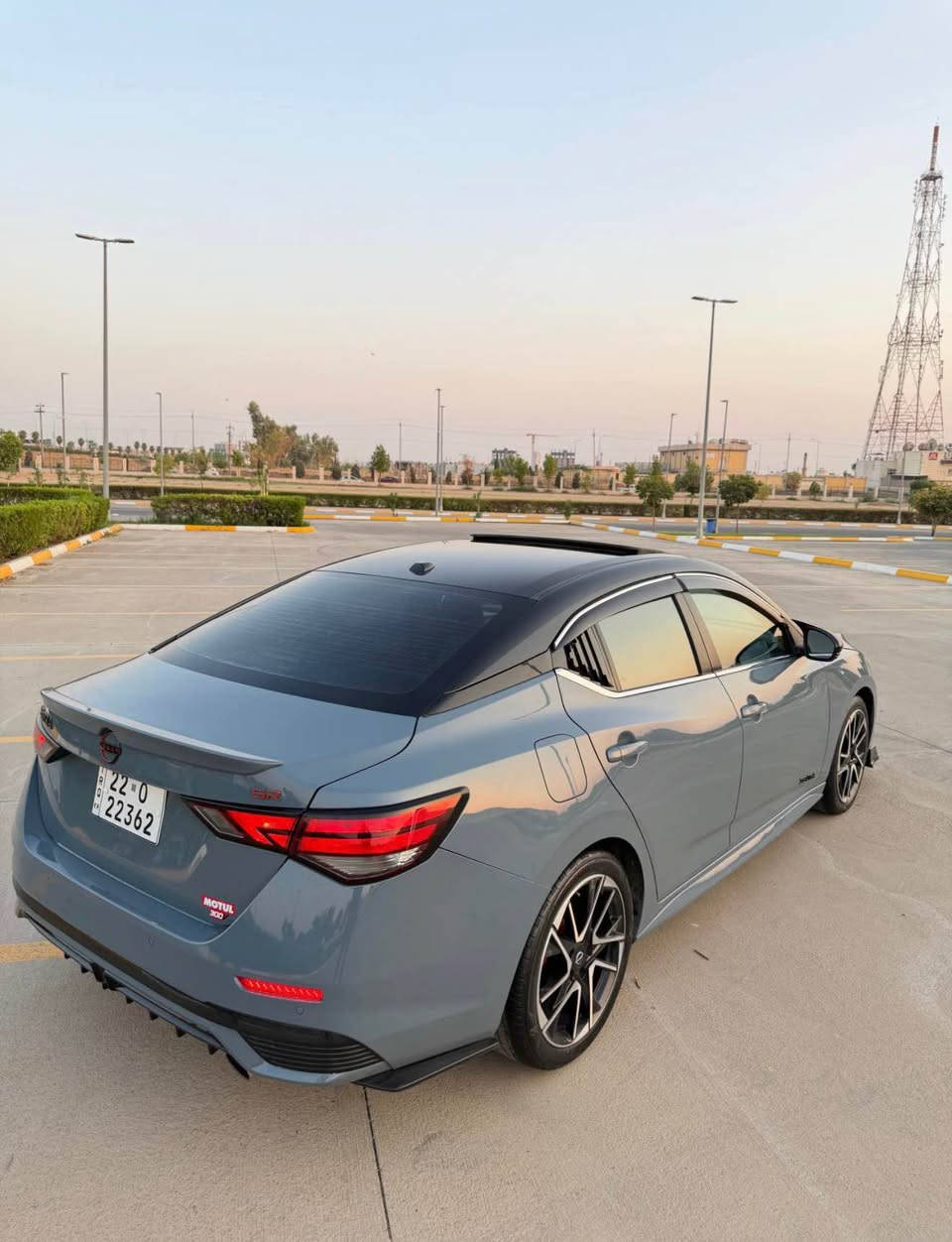 Nissan sentra SR 2024Full نیسان سێنترا ٢٠٢٤ فوول مواسفان گواشین هیتەر سوکان هیتەر رادار پێشوو پشت ئۆتۆ ستۆپ هەموو شتاێک بەشەر تەنها یەک پارجەی هەیە بەس بۆنیت ئێڕباگ سوکان شان تەقیوە جاکراوەتەوە ژ.م (سفر حەفسەدوو پەنجا سێ سەتوو پەنجاو پێنج سی و پێنج نۆهەتوو پێنج ) (***********) 
سعر ١٤٧ مەجالێکی کەم أربيل, العراق
