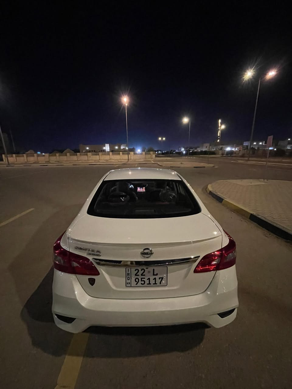 🚘 للبيع نيسان سنترا

🔹 الموديل: 24
🔹 المحرك: 4 سلندر 1600
🔹 القير: أوتوماتيك CVT
🔹 الدفع: أمامي
🔹 اقتصادية بالوقود
🔹 تكييف ممتاز
🔹 داخلية مريحة وواسعة
🔹 سيارة عملية وموفرة
🔹 داخل السياره جلد احمر 
🔹السياره زيرو بيها فقط دعاميه زلوق او مغلفه فابلون 
📍 السعر: 127 او بيها مجال بسيط 
***********📞 

شراي يتواصل، والسيارة للفحص من قبل المشتري
