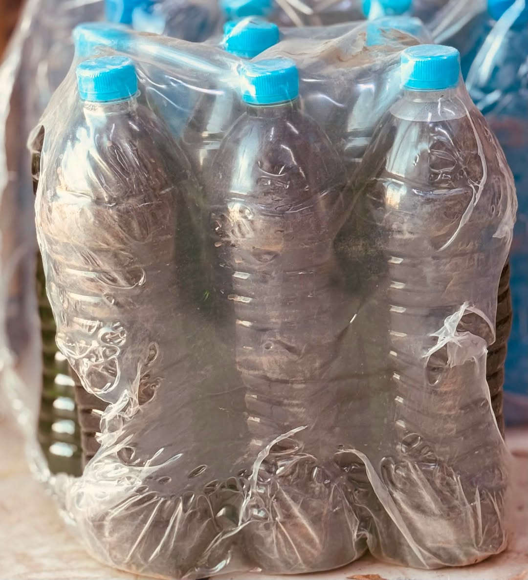 السلام عليكم 
يتوفر ماء مقطر في محل ابو سجاد الابراهيمي الفرع الاول 
كافه الاوان الخضر والازرق والاحمر والابيض الصفر الاملاح 
يوجد جمله ومفرد 
للستفسار     ***********
