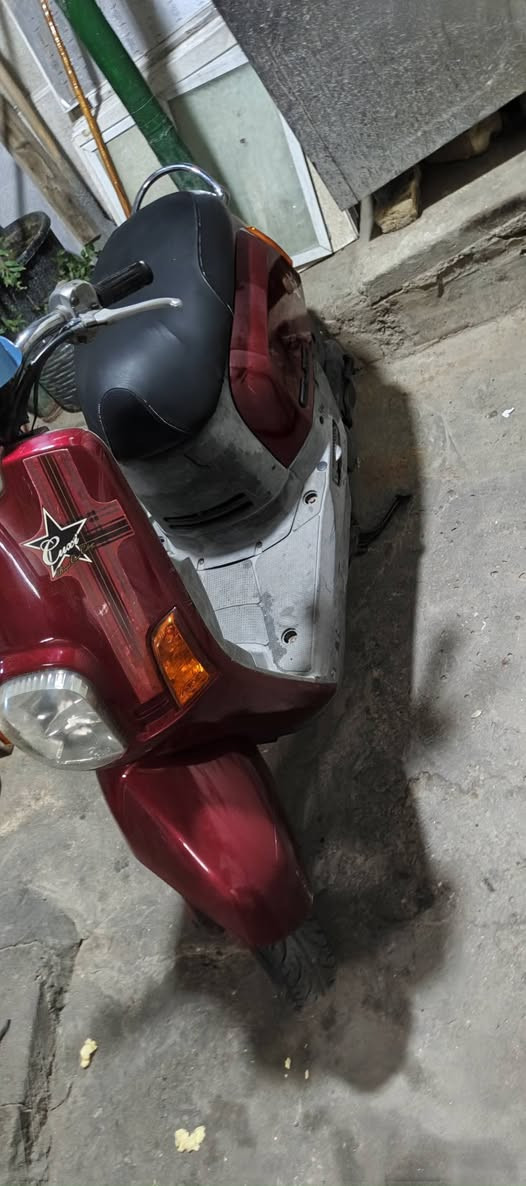 دراجه بوليسي للبيع رمبه صالي سبوع من مطلع من حاويه ما مفتوحه كفاله السعر 1150 بيه مجال قليل مليون وميه وخمسين مكاني بصره جمهوريه رقم ***********
