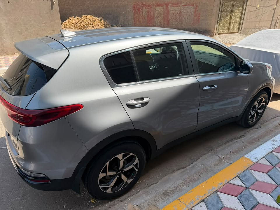سبورتج 2021 محرك 2400
رقم بغداد حادث جاملغات اثنين سرقة وصبغ شبر بالبنيد 

للاستفسار ***********
