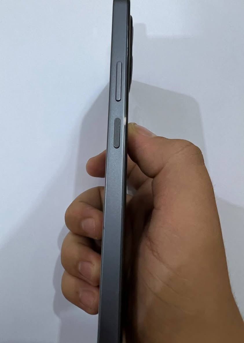 السلام عليكم تلفون  بوفا 7 التره 5G 256 عشوائية 16 جهاز نضيف 100% السعر 430وبي مجال العنوان كربلاء طوريج للاستفسار *********** واتس اب
