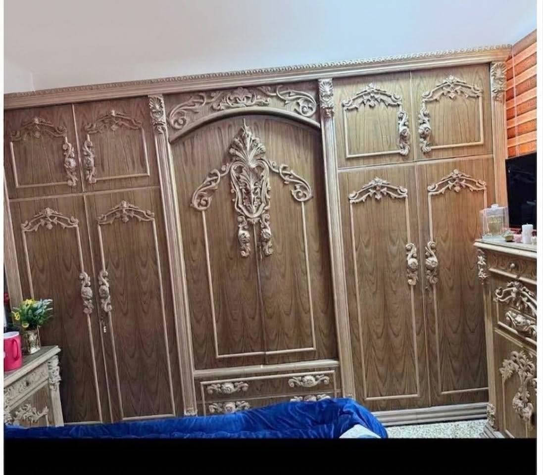 غرفة نوم مستعملة شي قليل
بعدها خام مامصبوغه للبيع *********** واتس اب
