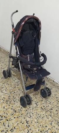 عربانة • جلوس فقط