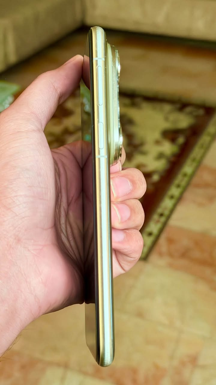 سلام عليكم 
صلو على محمد وال محمد 
الجهاز هواوي بيورا 80 الترا نظافه شرط الفحص كامل ملحقات شاحنه 100 واط وكفر ولزكة شاشة بي
 استعمال جداً قليل السعر 1350 وبي مجال 
عنوان ناصرية مدينة الصدر 
للتواصل *********** ماسنجر ماعندي
