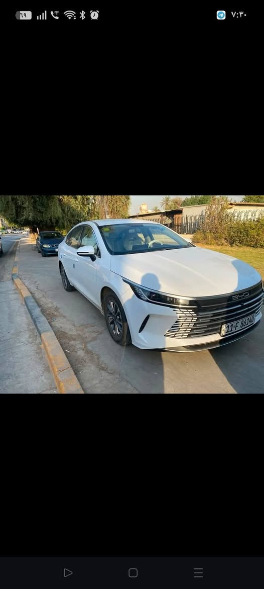 السلام عليكم byd دسترويل2025 داخل ابيض كشنات رياضية مدوشمة بيه بس دعامية خلفيه صبغ السعر 19200 الدورة حي الصحة ***********
