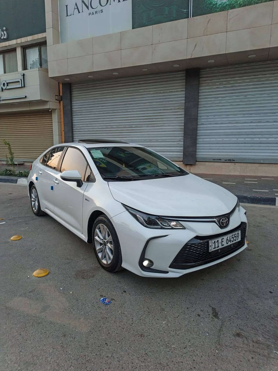 كورلا هايبرد موديل 25 ماشيه 14 ألف كفاله عامه 
سيارة فول واحد على واحد كشن كهرباء  رقم بغداد باسمي حرة كفاله عامه بيع فقط بدون مراوس مكاني بابل 
الشراي يتصل 
***********
