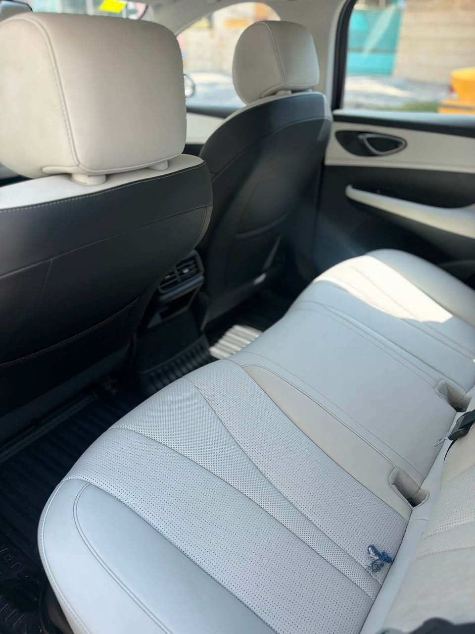 بي واي دي سيل 5
BYD seal 5 
موديل 2025
داخل جلد ابيض
كفاله عامة
مكان السياره بغداد
السعر ١٩ مليون وبي مجال قليل للشراي
***********

