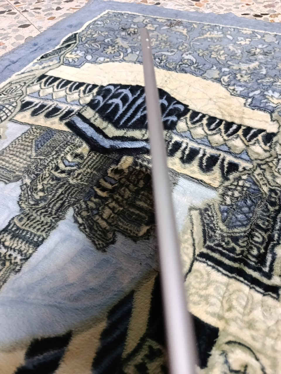 سلام عليكم ايباد 9 للبيع ذاكره 64 بلادي ممفتوح 
بطاريه 91 بدون ملحقات مكاني بغداد بلديات250 وبي مجال 
***********
