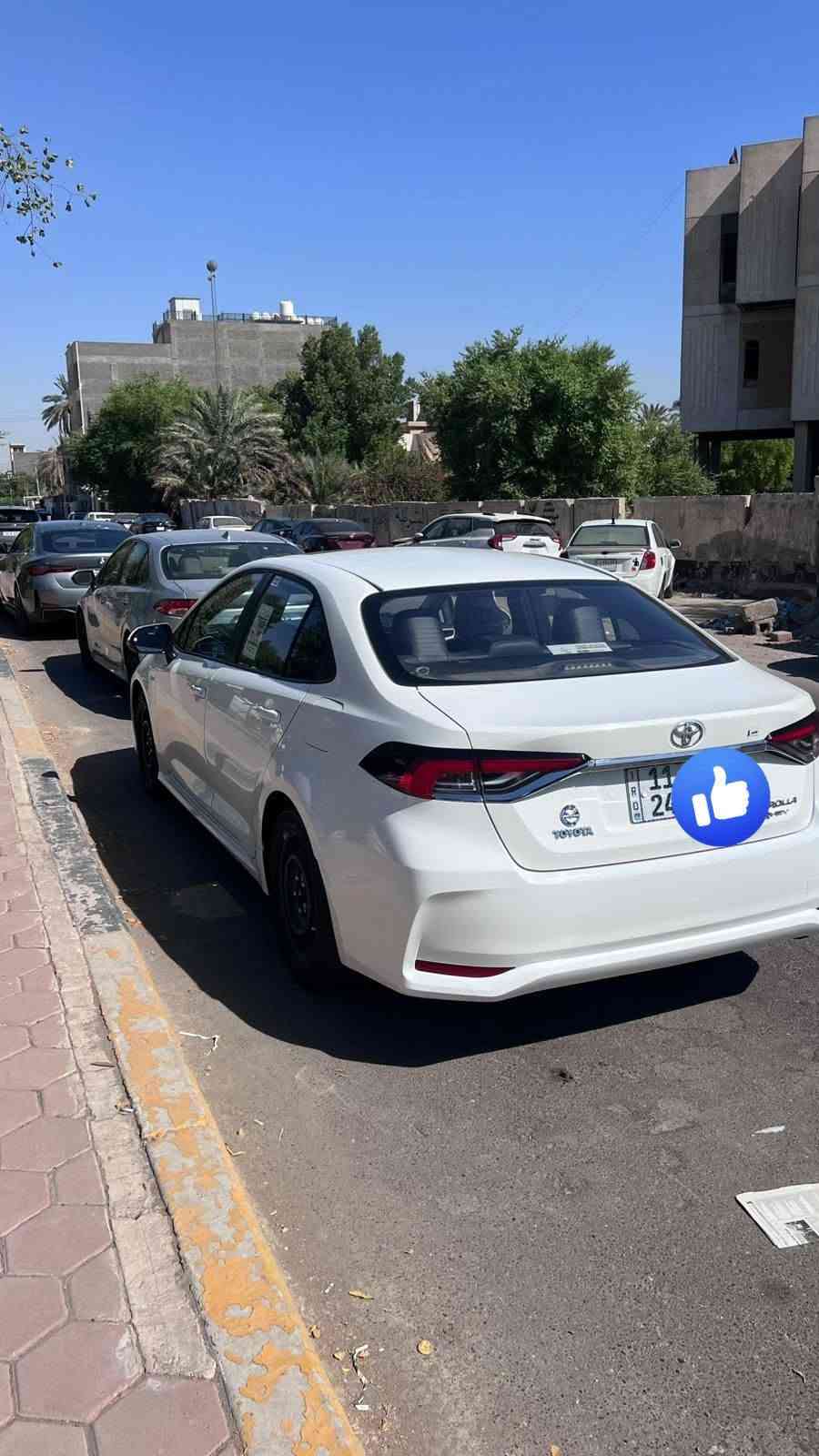 السلام عليكم كورلا مديل ٢٥ لبيع فقط ماشيه ٨٢ سياره بيهه بارد موضح في صوره وارد صيني سياره مابيهه نقص سياره بسمي تحويل ثاني يوم رقم بغداد سياره مكان بغداد حي العدل 
رجاء مو شراي لايعلق ***********
