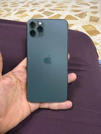 آيفون ١١ برو ماكس • بطارية ٧٣ • نوبات تخربط