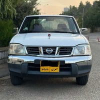نيسان بيكاب • ٢٠١١ • ٢٤٤٠٠٠ كم