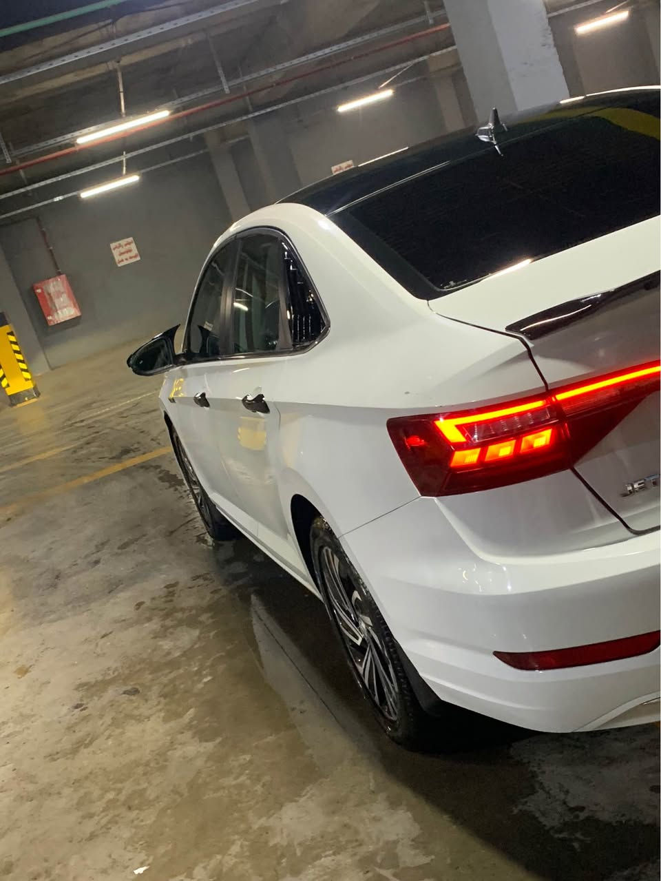 Jetta 2021 SEL 
سەیارەکی جوان و خاوێن بێ مەسرەف 
بوکە شوشەی هەولێر فول فول مواسەفاتی ناو زەرد
کوشن جلد کوشن هیتەر
شاشە گەورە ناو ٧ رەنگ  بیلادی
گیچ ئەلیکترۆنی
بەسمە و شەغالە سەیارەکە
زۆر مواسەفاتی تریش
پێش و پشت کەپسە بێ ناو گرتن 
ئێرباگی دەشبول سیستەمە 
سەیارەکە وەک و لێدران و سبوخ
سەیارەکە ٣ پارچەی بۆیاخە 
لەگەل ١ پارچەی بچوک ساردە
رەقەم شانسی لە وێنەکە داندراوە
سەیارەکە هەموو شتی نوێیە بێ ئەوەی یەک دینار مەسرەفی تێدابی
دەست کاری کامل کراوە فوول گەنجانە و جوان 
گۆڕینەوەش دەکەم لەگەل سەیارەک بە دڵم بی
WhatsApp *********** أربيل, العراق
