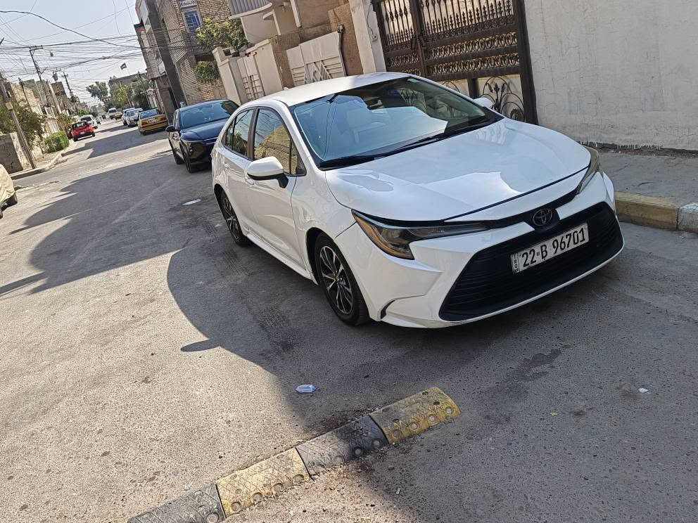 كورلا 2023 وارد امريكي  
مواصفات LE 
رقم اربيل سنويه جديدة تحويل وكال حاضر
صور الحادث بل منشور وصار بيهه طخه بل بنيد وتبدل هوه وجاملغ  جاهزه وسعر مناسب  123$ 
مكان السياره  الكراده للاستفسار     
***********  وات ساب 
شاشة كبيرة لمس
 كامرة 
سايد بريك بصمه  
رادار تعديل مسار 
 رادار اوتو بريك
 تحكم ستيرن
 اوتو هولد
 نظام ECO
 لايتات زنون 
مانع انزلاق بغداد, العراق
