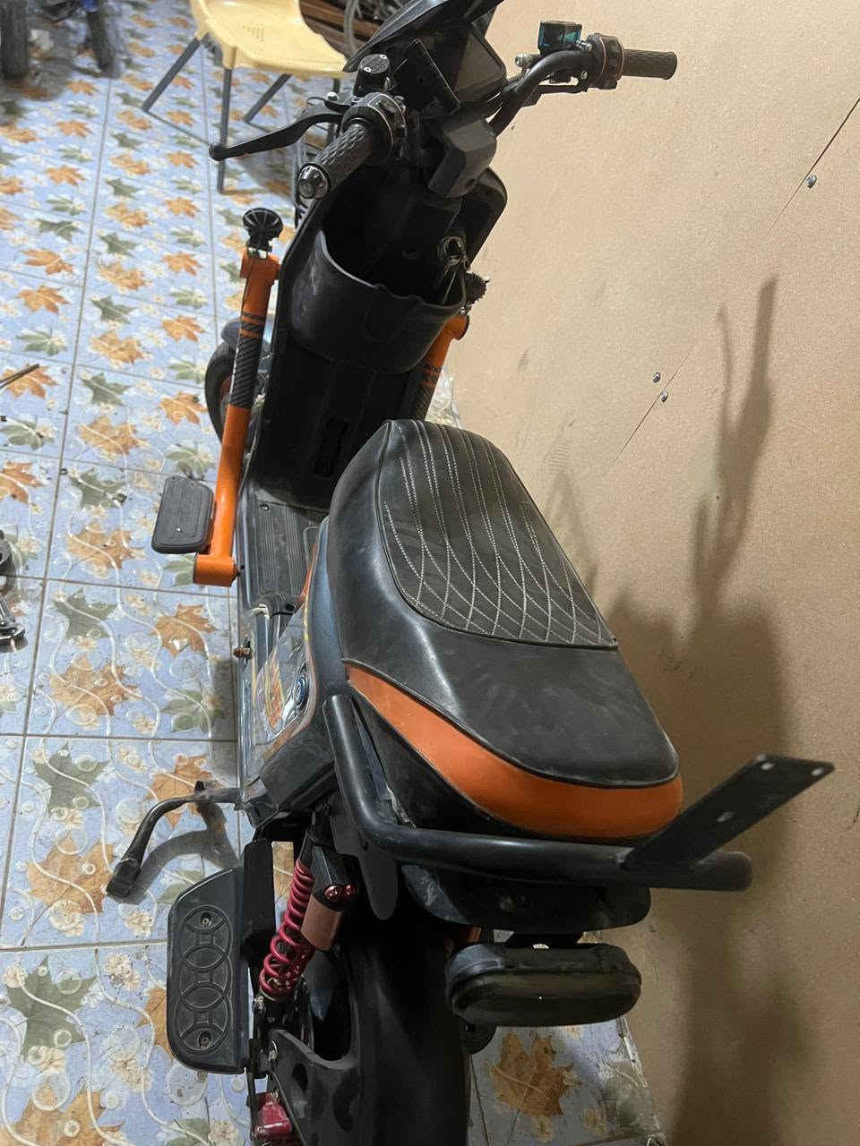 السلام عليكم H900برو ٥بطاريات فول نضافة فول المكان ديالئ بعقوبة مفرق الرقم ***********
