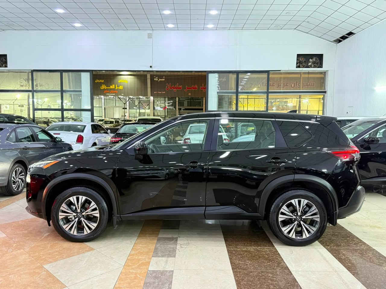 نيسان روگ موديل 2023مواسةفاتl sv4x4 ماشى ٥٠ ميل  سيارة بدون صغ بدون دواخل مكان صغيرة بارد سيارة جديد رقم سنوية كلجديد بسمى مكان اربيل 
***********
