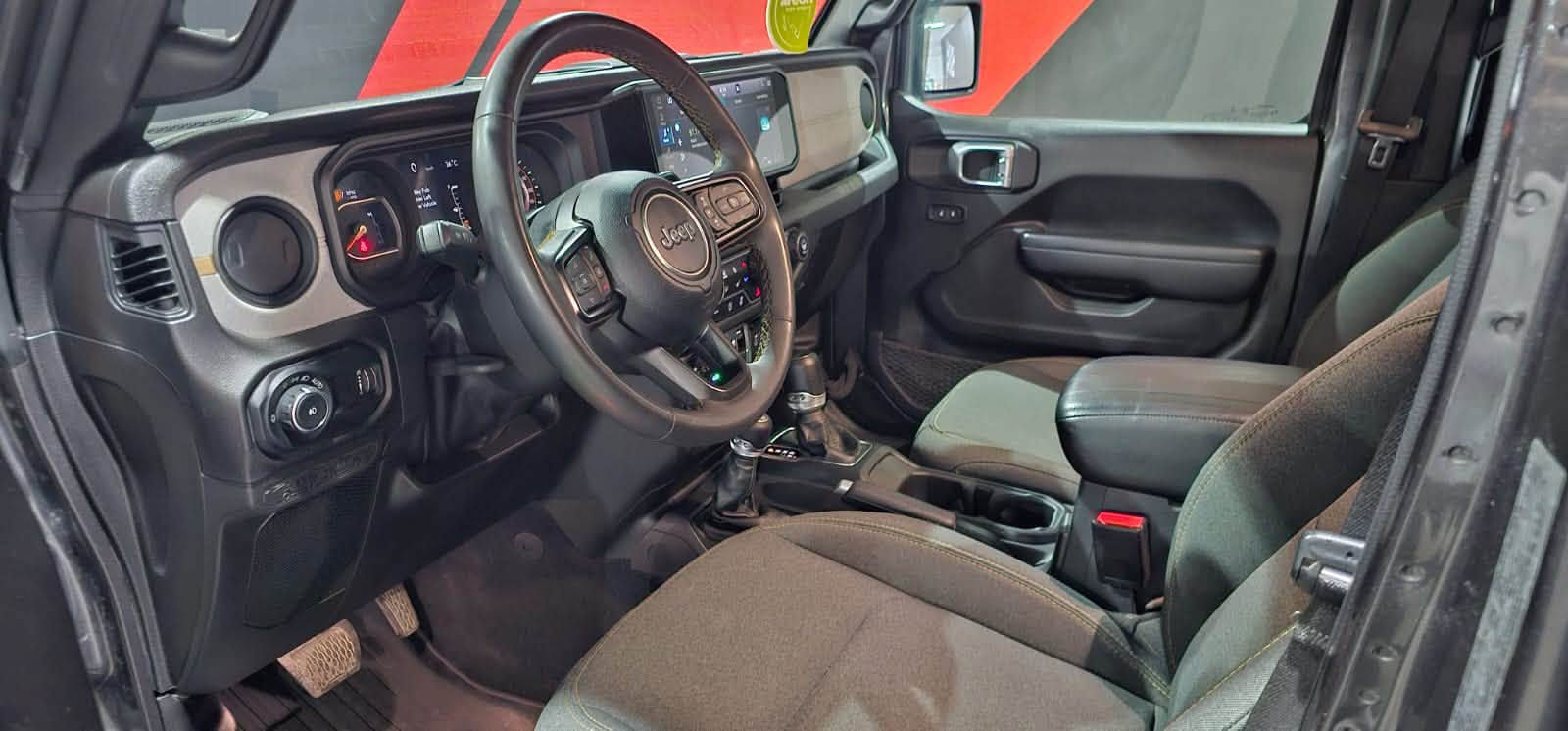 ‎سلام عليكم
Jeep Rangler-V4

‎مۆدێل 2024

‎بێ بۆیاخ هیچ ئیرباک نەتەقیوە

‎گێڕ تۆماتیک کوشن هیتەر سوکان هیتەر

‎دەبڵ اکسل - 4 جام کارەبایی 

‎تاخم تایەو ویلی لۆکی لە ژێرە

‎تەنها40  هەزار ڕۆشتوە

‎بەناوی خۆمە 

‎گێڕ مەکینە تەحویل تەبرید بەشەرت

‎سعری 284 💸وەرەقەو کەمێک مەجال

‎شوێن سلێمانی

‎ژمارەتەلەفۆن☎️

***********

_________________

‎سلام عليكم 

‎جيب رانكلر V4 

‎موديل 2024

‎سيارة مكفول بدون صبغ ئیربک سلیم بلادی 

‎دفع رباعي- ٤ جام كهربائي 

‎٤ تايرات جديدة 

‎سيارة ماشی40  الف 

‎سيارة بسمي 

‎گير معرك تحويل تبريد بشرط 

‎سعر 284 💸ورقة وبيها مجال للطيبين 

‎مكان سلیمانی 

‎رقم هاتف ☎️ 

***********
